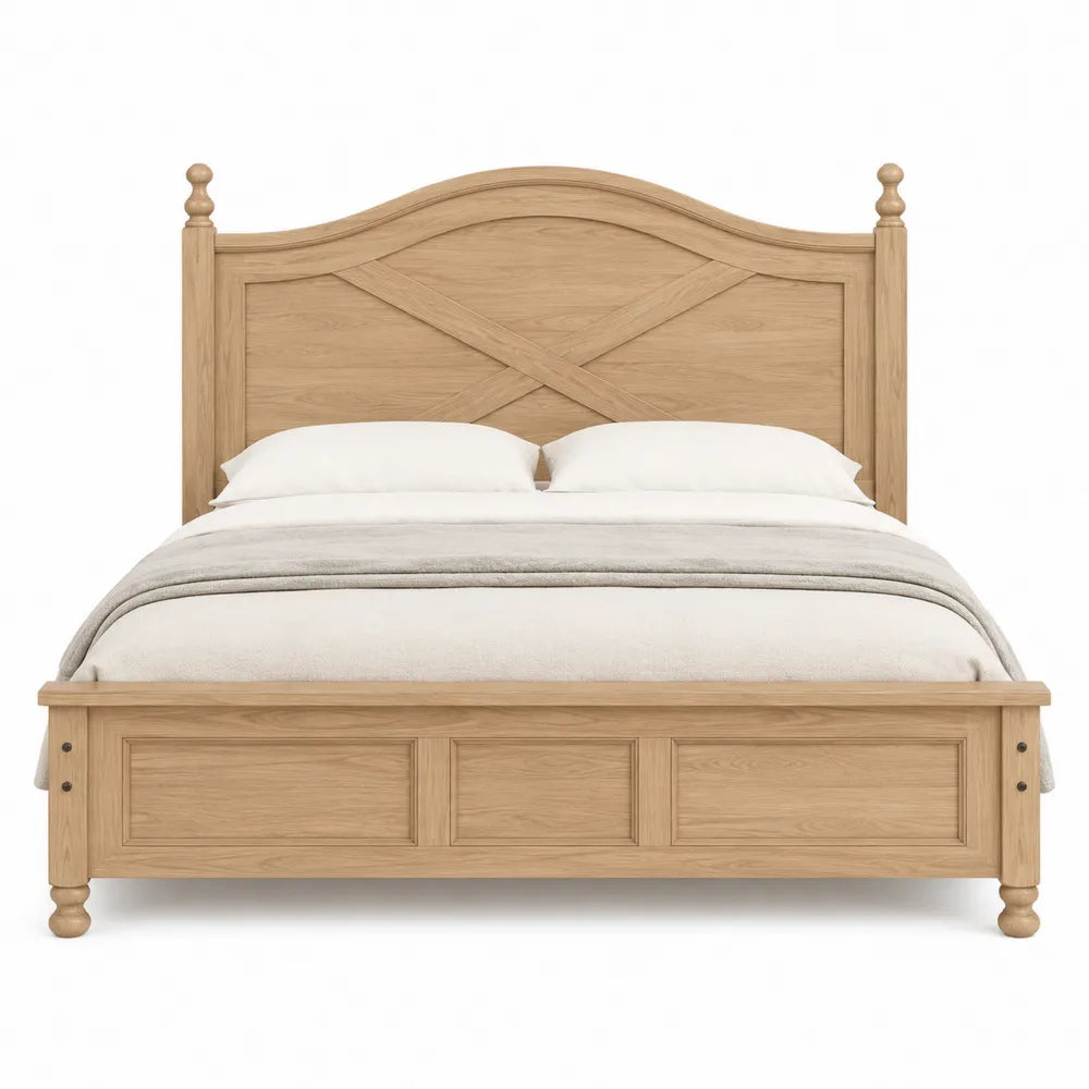 Letto matrimoniale in legno di quercia con cuscini